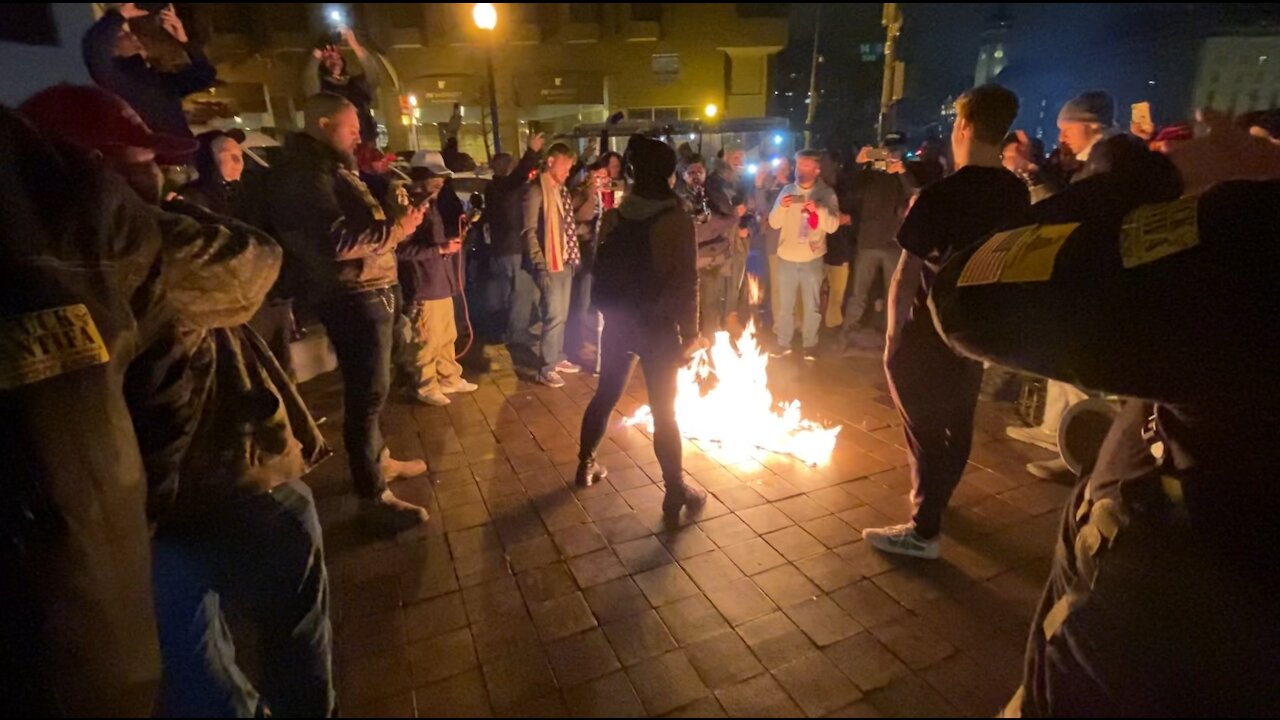 January 5th DC - BLM flag burned - People Swear at Police