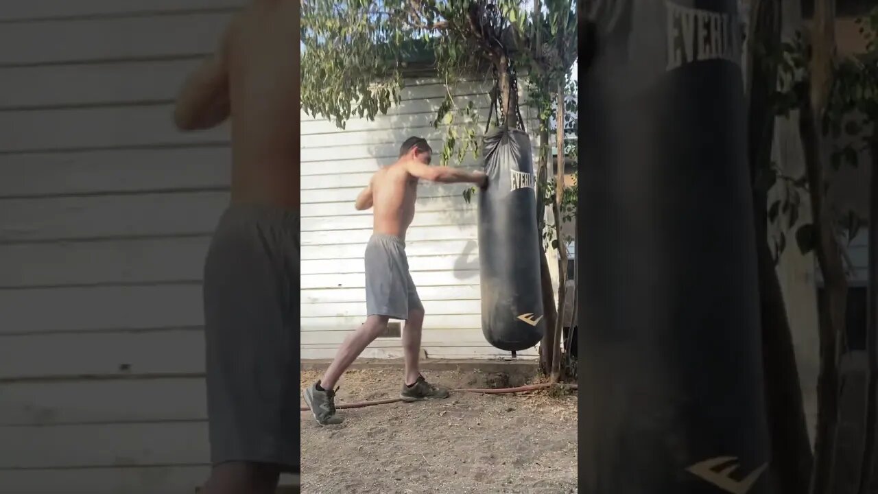 Overhand VS Hook