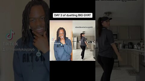 Lemme get a slice 👀 #gyat #gyatt #bumbum #nyc #trending #girls #dance