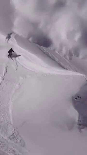 INSANE AVALANCHE RIDE