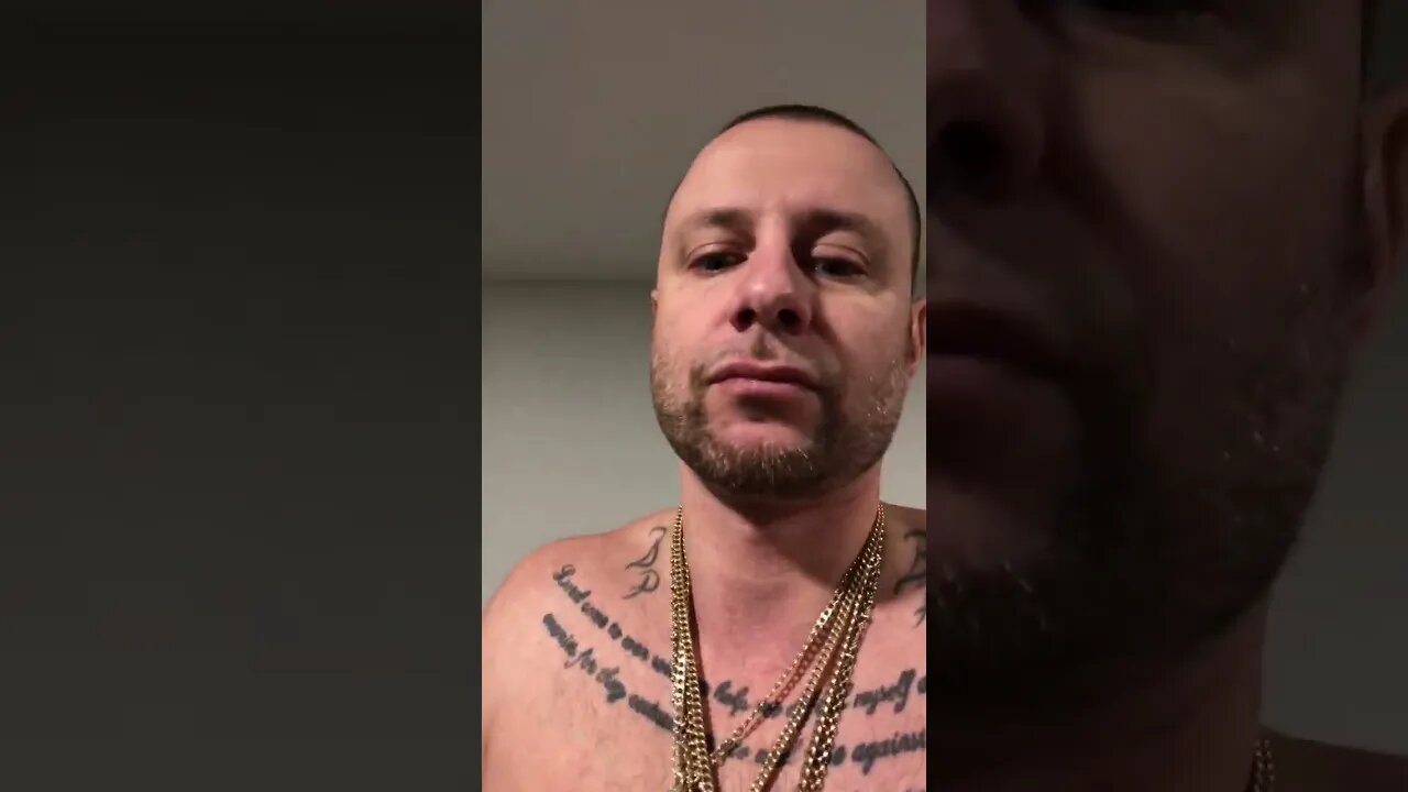 “Flexing” & “Capping”😂😂😂✌🏼