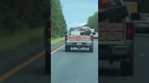 2000 MULES - patriot pick up truck spotted on FL10 - Sept 3 , 2022