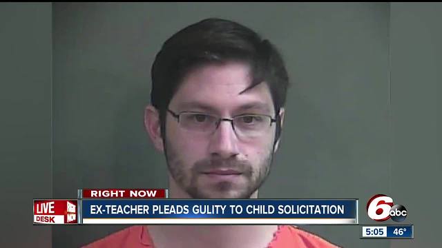 Ex-teacher pleads guilty to sexting middle school student