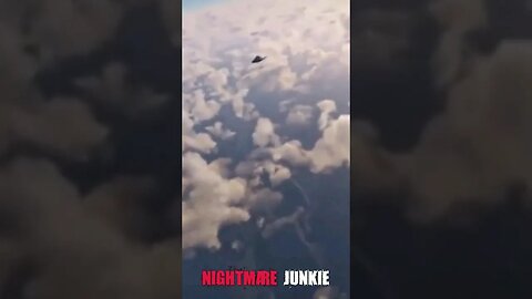 millitary fighter pilot films UFO in flight #shorts