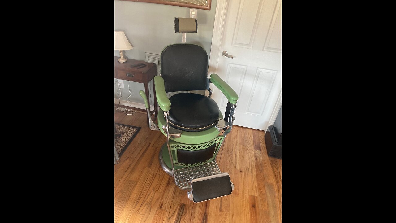 The Emil J. Paidar Barber Chair Walkabout For @senorevan. How The Handle Rod Fits/Works.