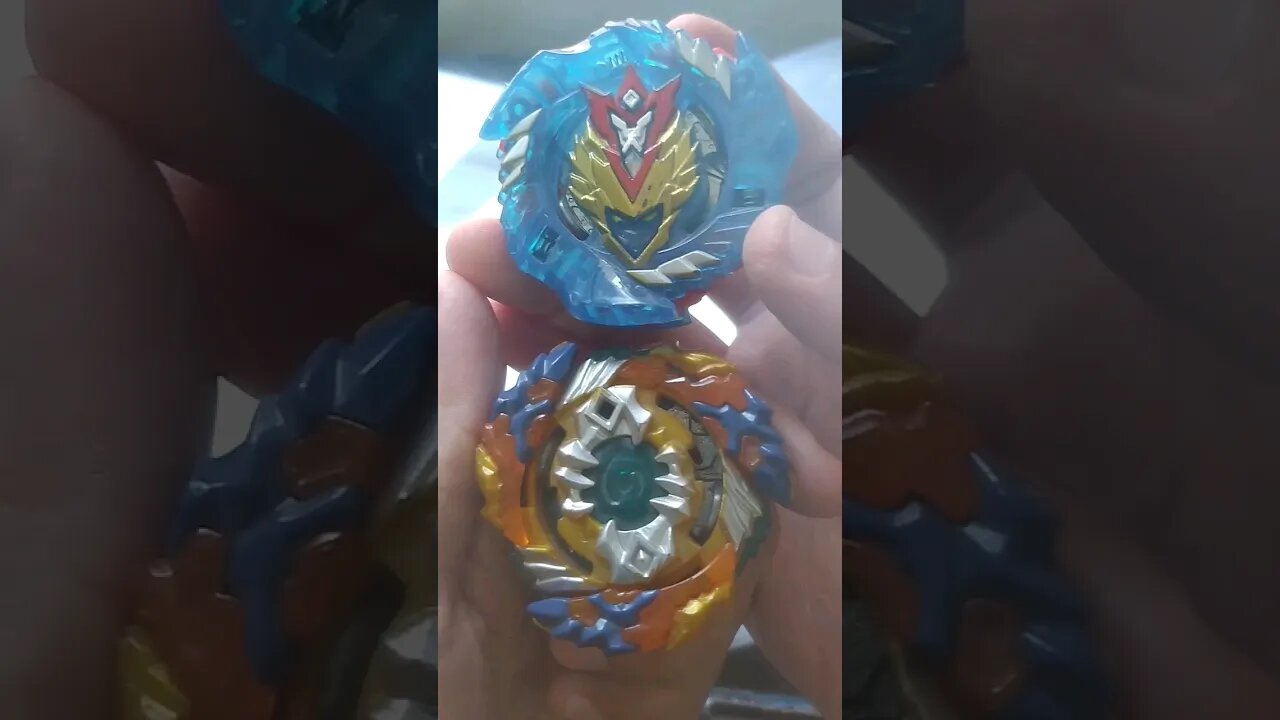 CHO Z VALKYRIE VS GEIST FAFNIR (batalha de beyblade) #beyblade #beybladeburst #batalhadebeyblade