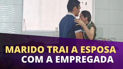 Marido trai a esposa com empregada e se arrepende depois