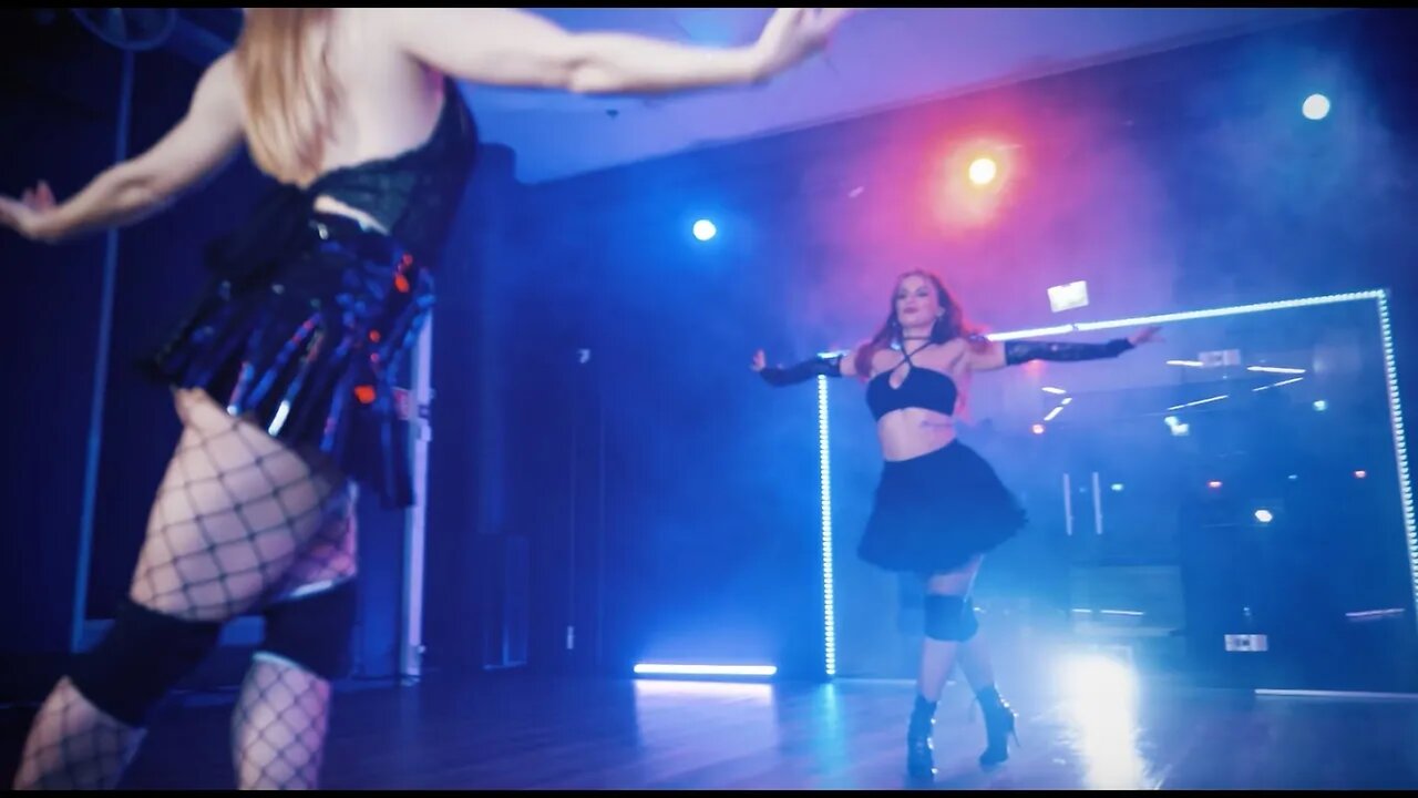 Tinze Choreography // Beyonce - Naughty girl // #tinzetwerkstudio