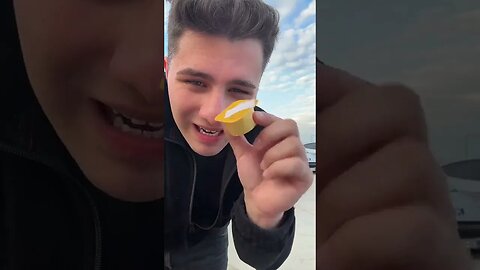 AM MANCAT DOAR MANCARE GALBENA #oguritamica #mancare #mancaciosul