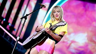 What Scooter Braun's Acquisition Of Taylor Swift's Back Catalog Means