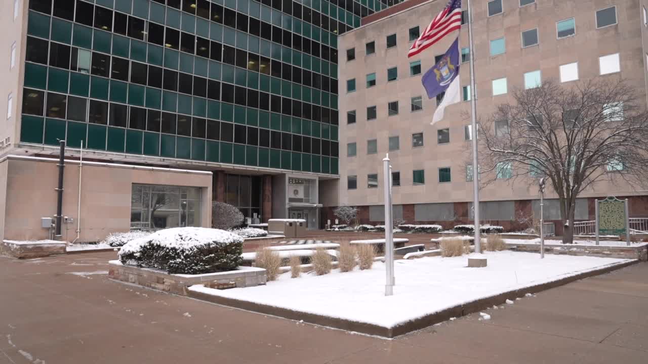 Ice skating rink coming to downtown Lansing next month