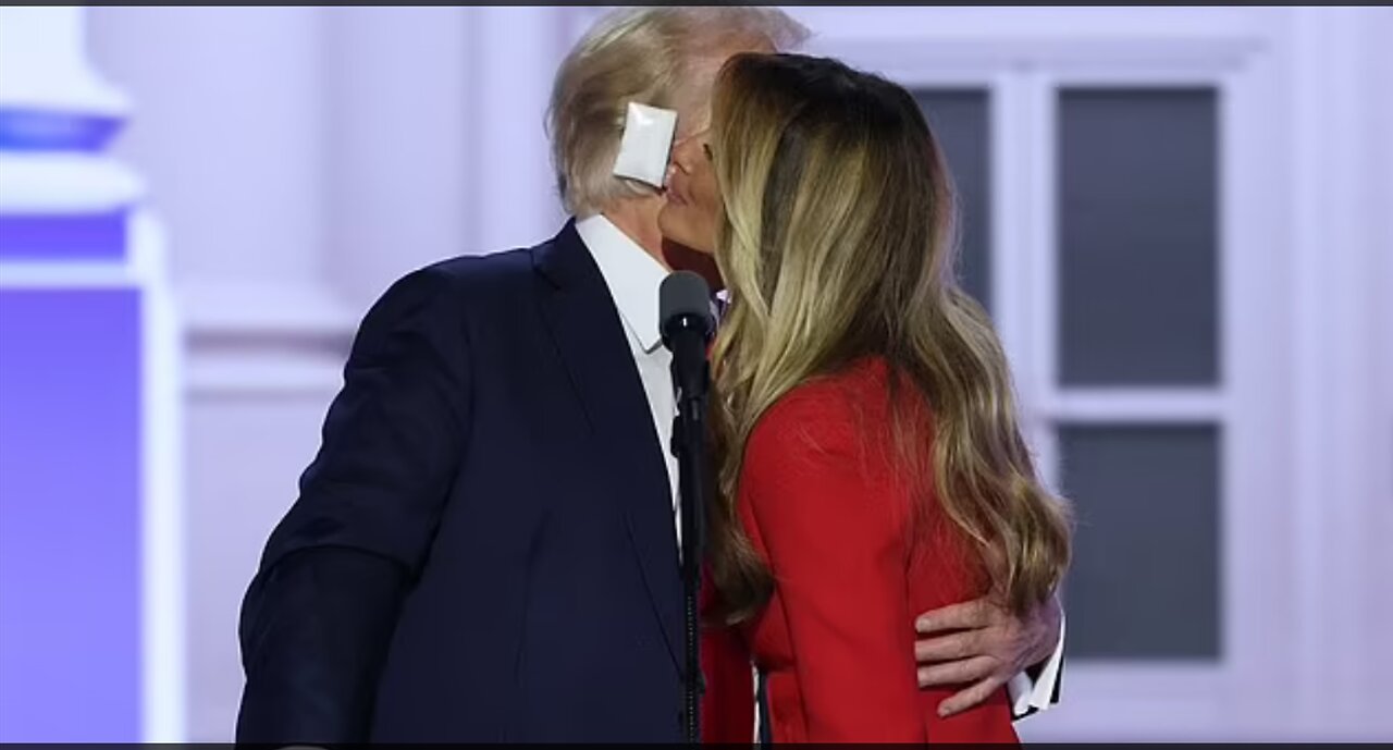 Trump embraces Melania after the marathon convention