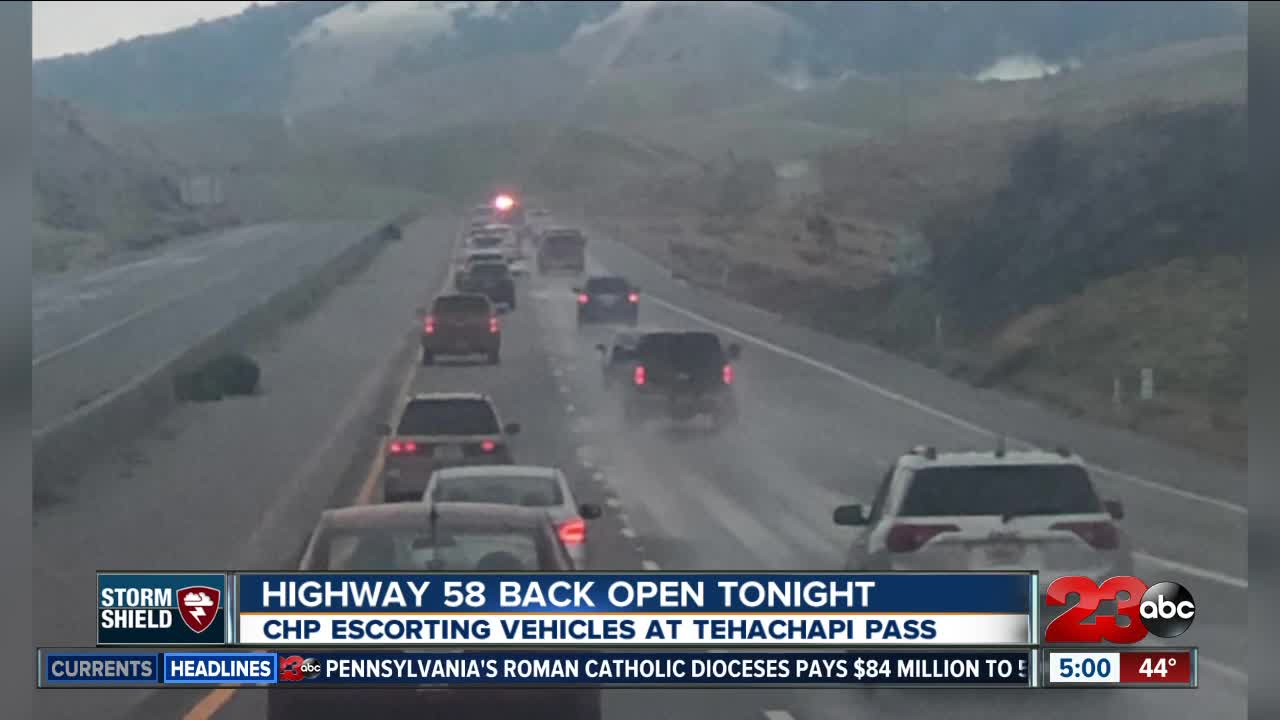 CHP escorting traffic on Highway 58 at Tehachapi Pass