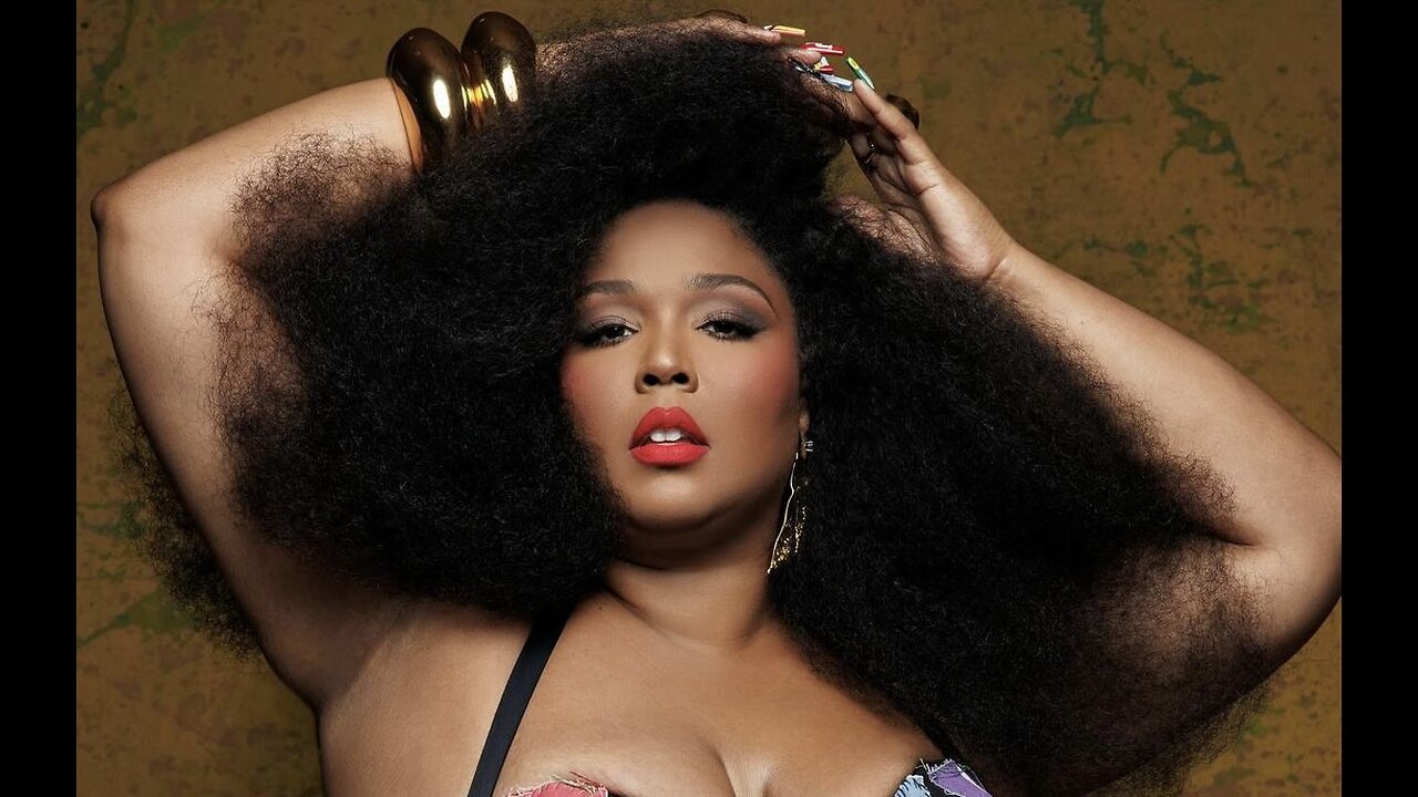 We All Know #Lizzo Slays A Halloween Costume!!! 🔥🔥🔥 #halloween