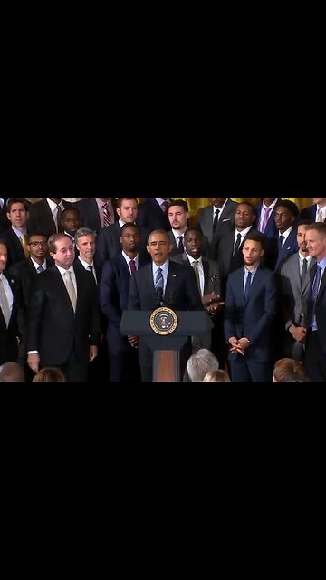 Obama Pranks The Golden State Warriors? 🤣