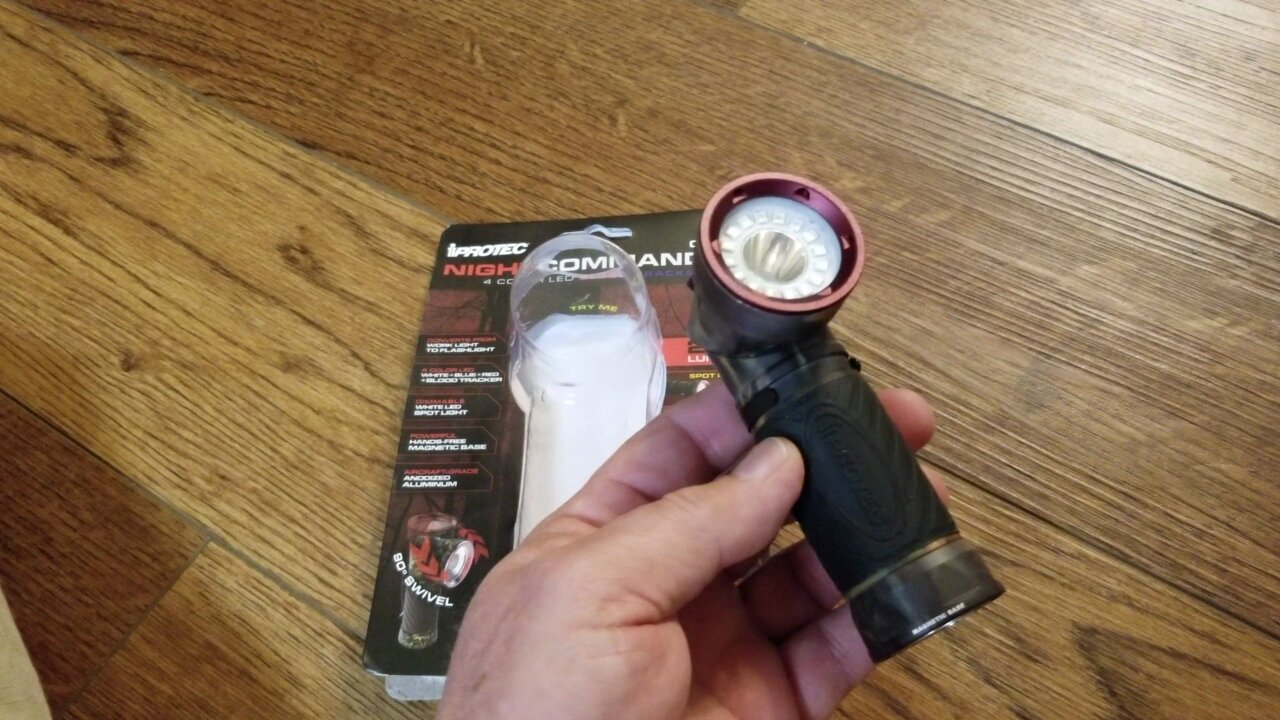 iPROTEC blood tracker flashlight review