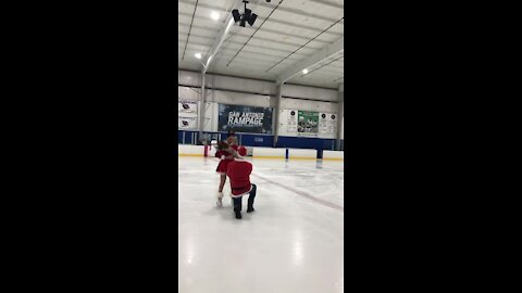 Surprise ice rink marriage proposal will make you smile