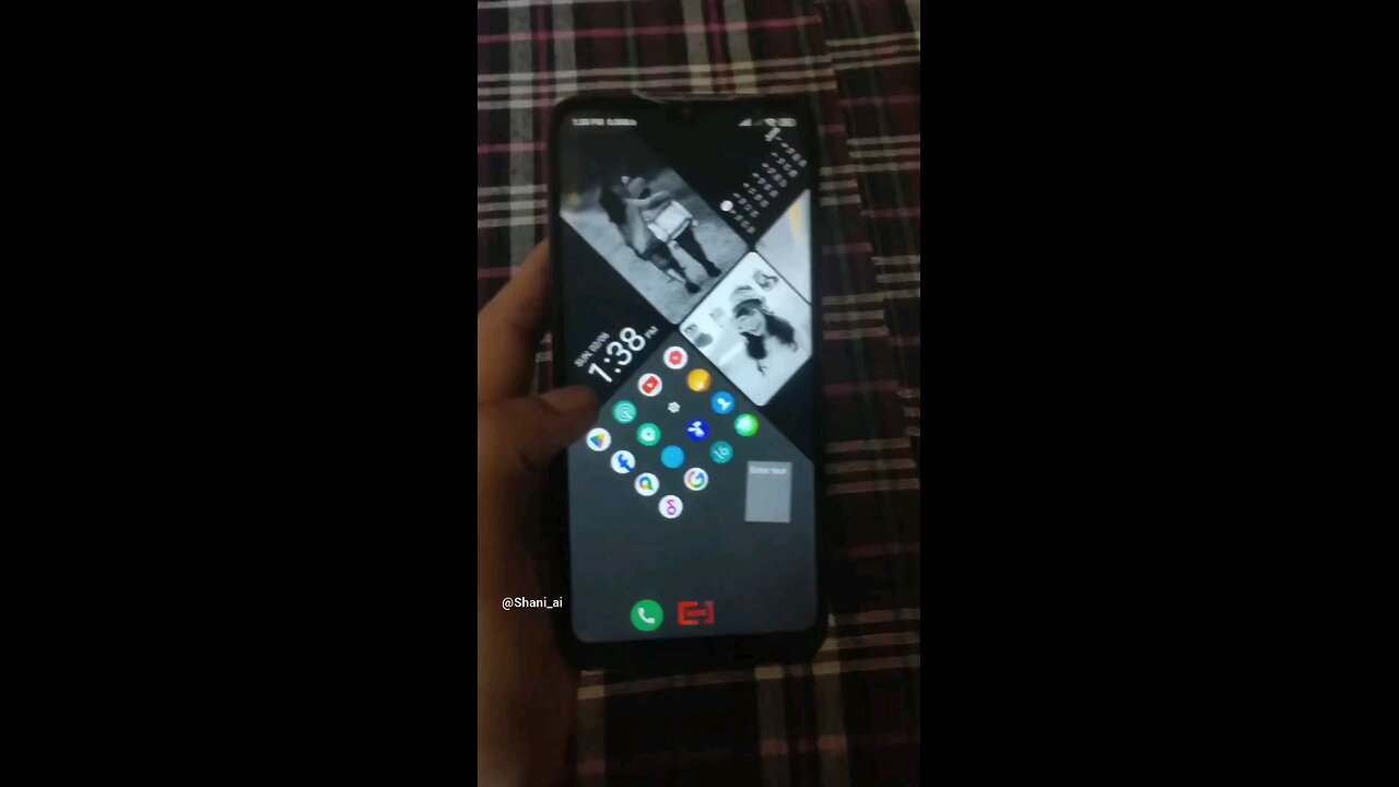 this is your phone 😱