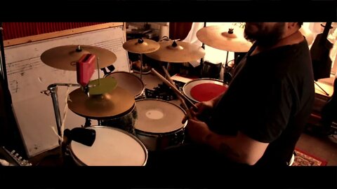 Nevo - Practicando antes de ducharme drum breakz