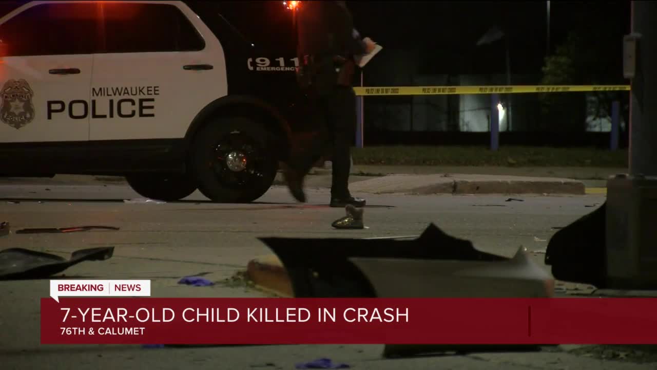 Milwaukee police: 7-year-old girl killed in car crash at 76th and Calumet