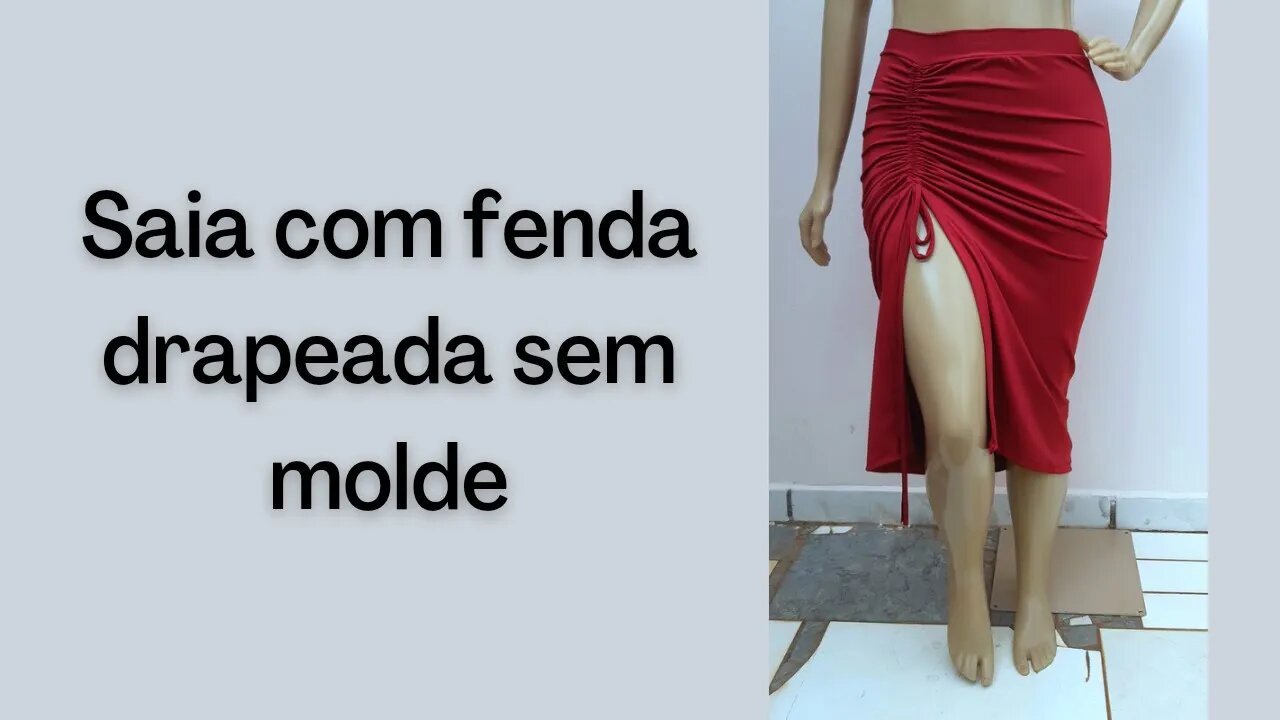 Saia com fenda drapeada