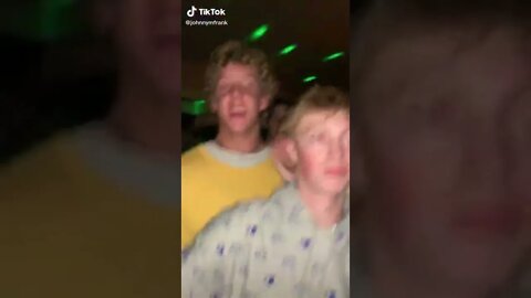 guy turning away from kissing girl last second TikTok @johhnymfrank Tik Tok Archives