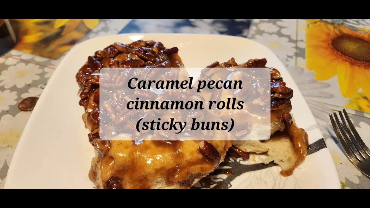 Caramel pecan cinnamon rolls [sticky buns) #cinnamonrolls #breakfast