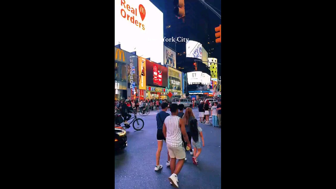 Times Square, New York 🇺🇸❤️🌃 #nyc #travel #newyorkcity #usa #manhattan #timessquare #nightlife