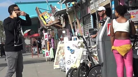Answering The Phone LOUDLY In Public Prank!