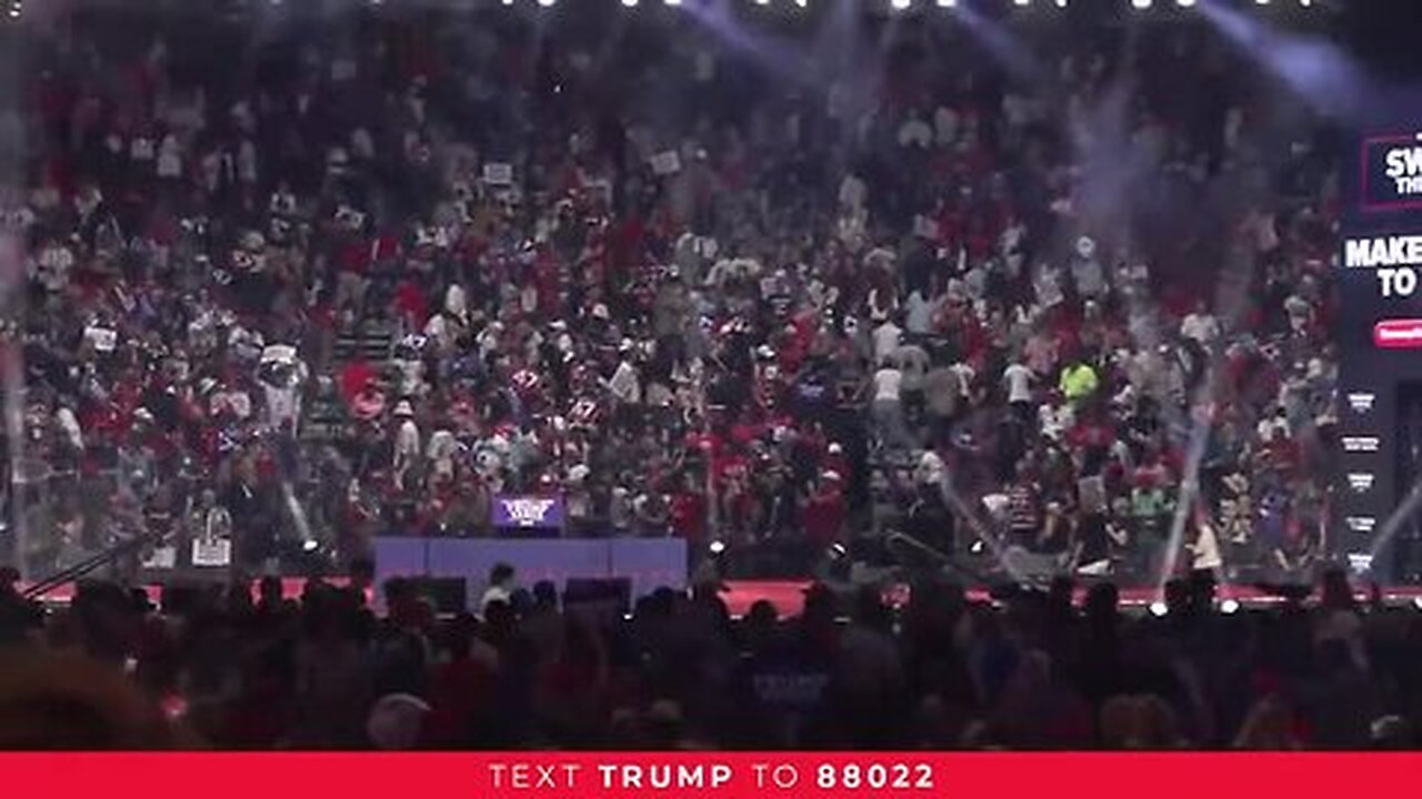 LIVE: President Trump in Glendale, AZ