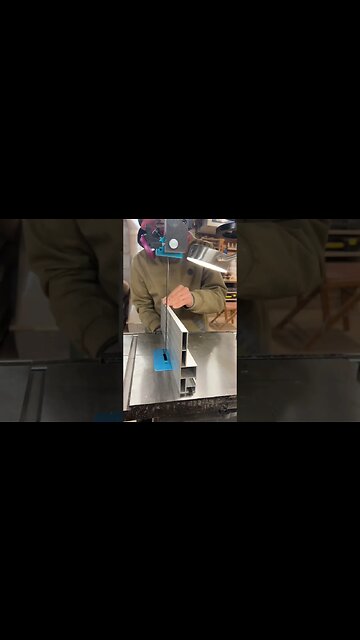 Resaw 11 niches on bandsaw #shorts #short #shortvideo #powertools