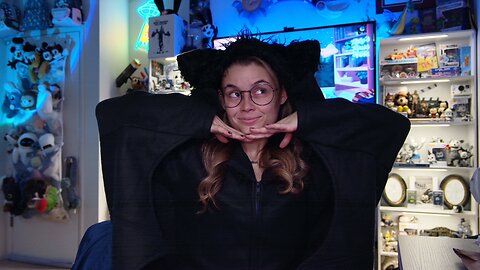 Let's Hang!! - Cozy Comfy Spooky Vibes