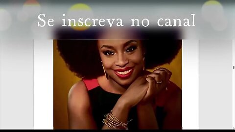 Folheando revista de moda