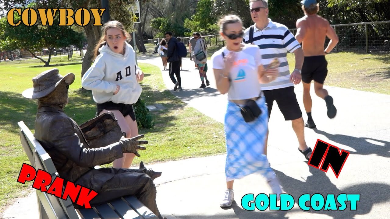 Cowboy_prank in Brisbane city. Awesome reactions.statue prank.