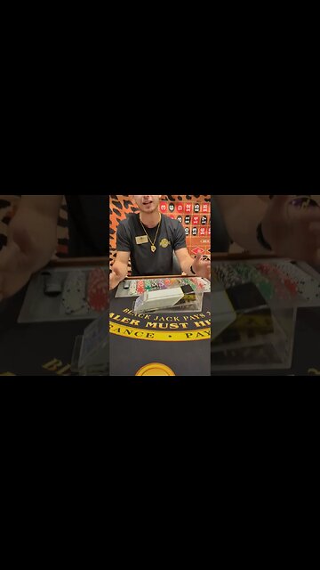 Dose the size of your deck Matter?! #blackjack #vegas #lasvegas #casino