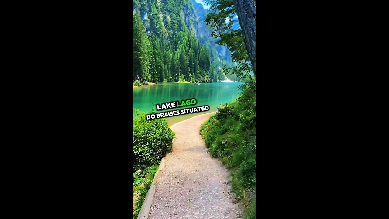 this lake is beautiful..🤩