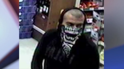 Police search for bandana bandit