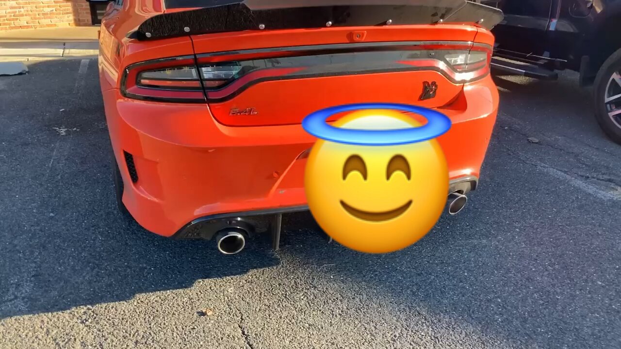 Dodge hellcat by playrock125