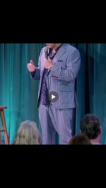 Rob Schneider Schools Heckler on Free Speech