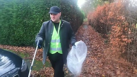 John goes Litter Picking during Autumn Lockdown 2020 #KeepTheCountryClean #SaveThePlanet ♻️🗑️🚮