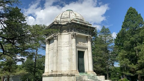 Woodlawn Cemetery (Trolley Tour) 2