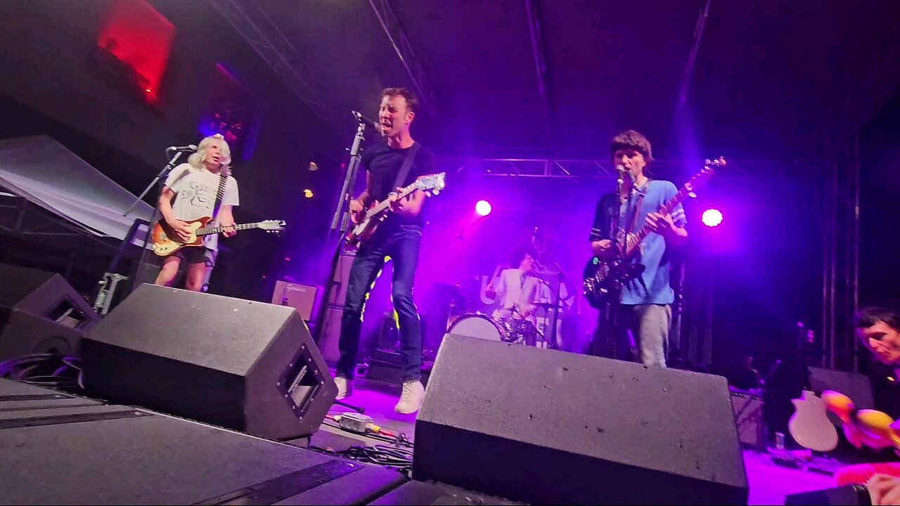 The Black lips