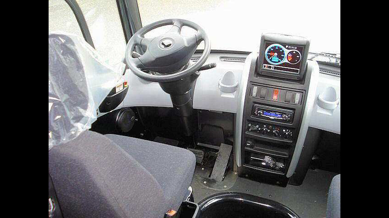 JEDEN Z OSTATNICH VANÓW MARKI MODEC