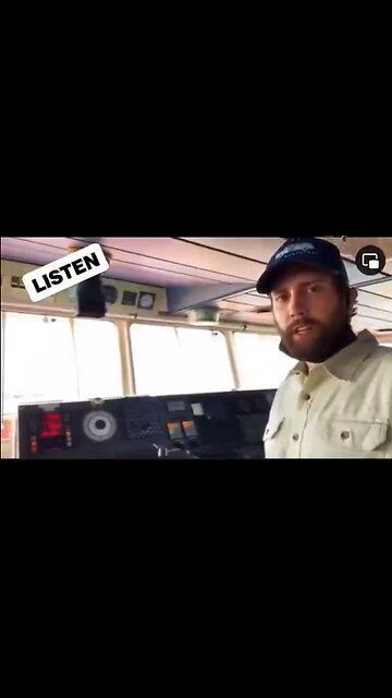 Can a cargo ship lose steering if power is lost?