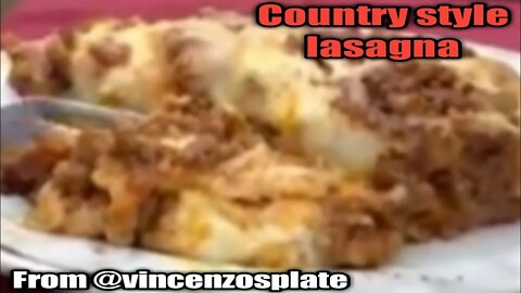 Country style lasagna recipe | @vincenzosplate on IG 👍🏼😋 #lasagna