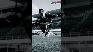 PELÉ O PRIMEIRO JOGADOR A MARCAR MIL GOLS!