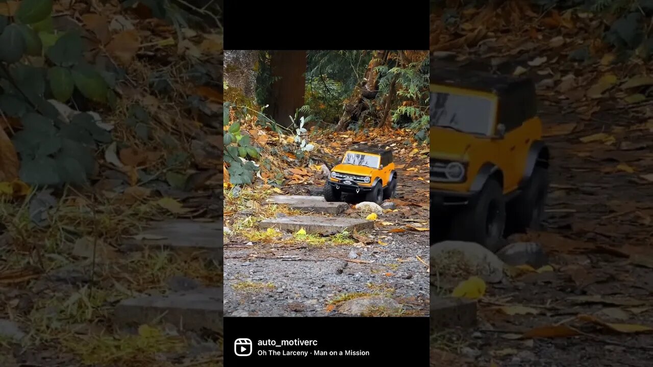 Traxxas Trx4 bronco Fall days #bronco #traxxas #trx4 #rccar #radiocontrol #ford #fall