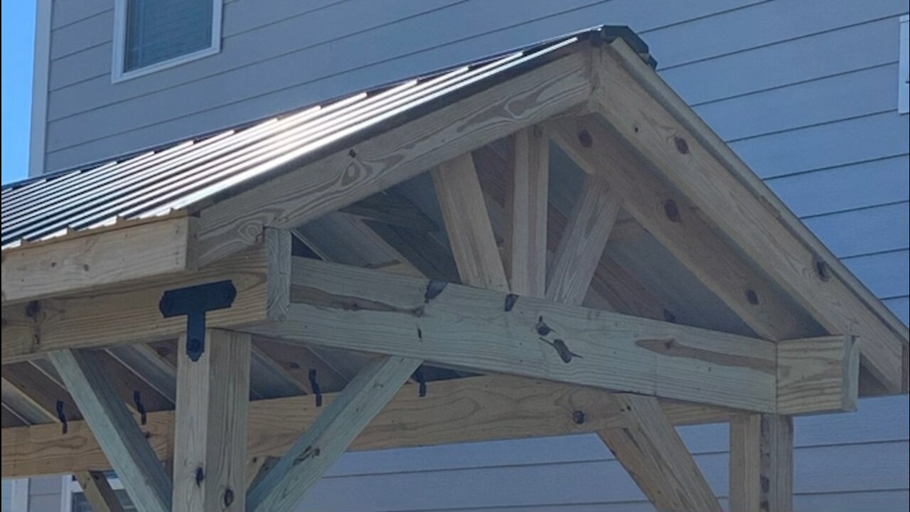 Freestanding Pergola with Metal Roof