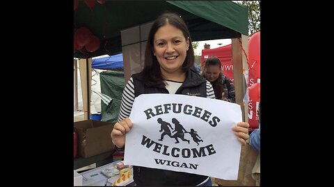 Wigan town centre this afternoon … @lisanandy refugees fitting right in