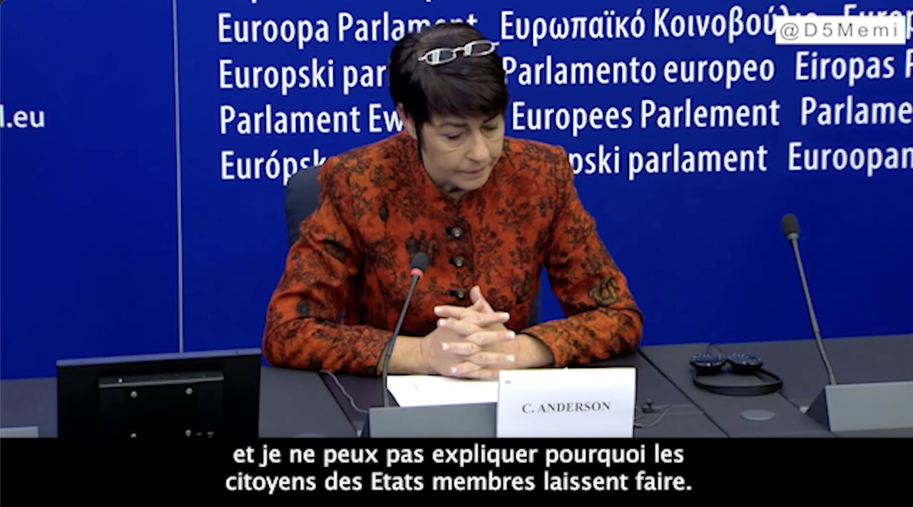 Christine Anderson au Parlement européen: "Les gouvernements exploitent de telles "crises" pour restreindre les libertés civiles".